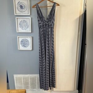 Tart Navy and White Striped Sleeveless V-neck Maxi Dress Size S